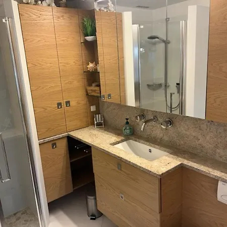 Seeblick Betty דירה *