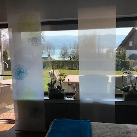 Seeblick Betty * Gaienhofen (Baden-Wurttemberg)